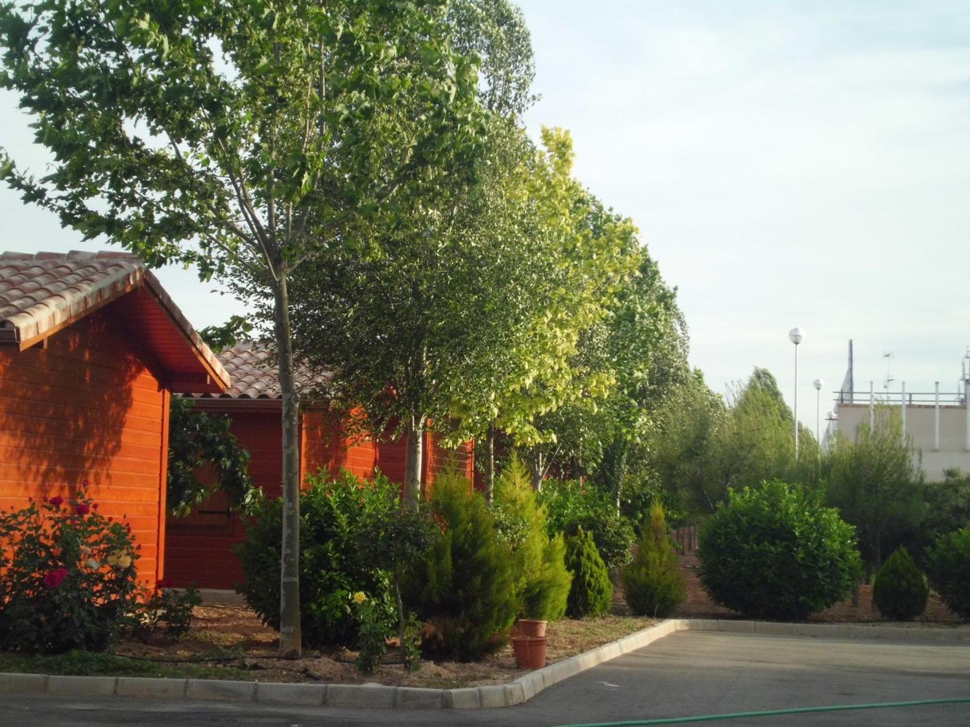 Motel San Isidro Villarrubio Eksteriør billede