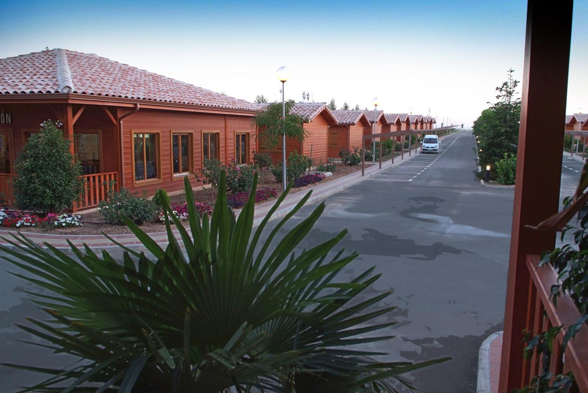 Motel San Isidro Villarrubio Eksteriør billede