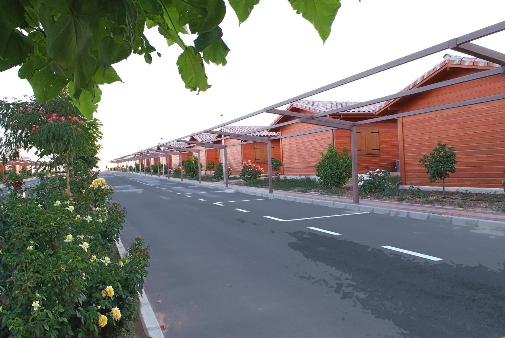 Motel San Isidro Villarrubio Eksteriør billede