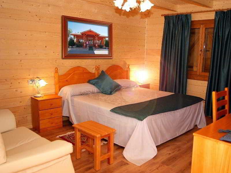 Motel San Isidro Villarrubio Eksteriør billede