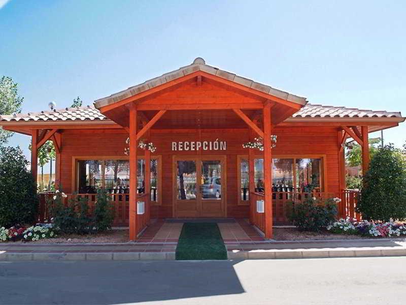 Motel San Isidro Villarrubio Eksteriør billede